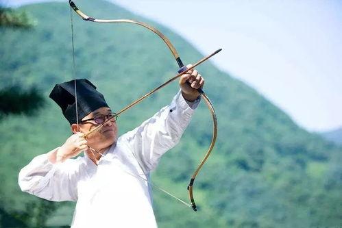 成人弓箭立靶全套视频,弓箭立靶全套动作解析与技巧揭秘