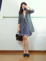 成人趣味海军短裙视频,成人趣味视频揭秘时尚潮流