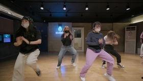 成人高档手鼓舞蹈视频,成人高档手鼓舞蹈视频赏析