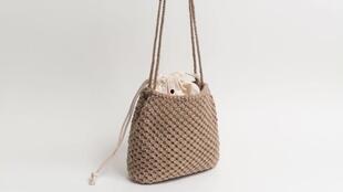 成人钩织包包大容量视频